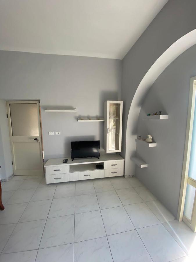 Vollga Promenade Lovely 2 Bedroom Apartment Durres Exterior photo