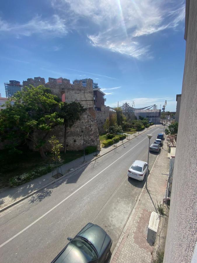 Vollga Promenade Lovely 2 Bedroom Apartment Durres Exterior photo